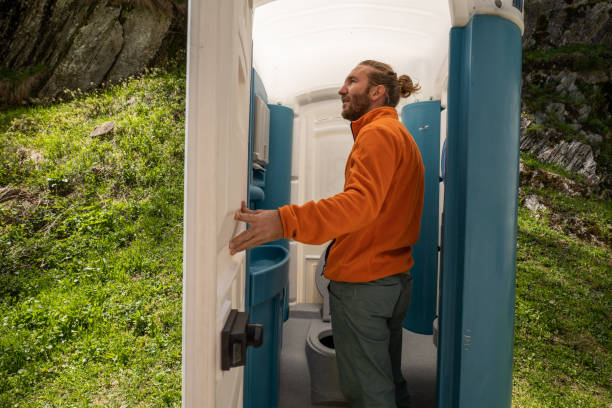 Best Wedding porta potty rental  in Alma, MI