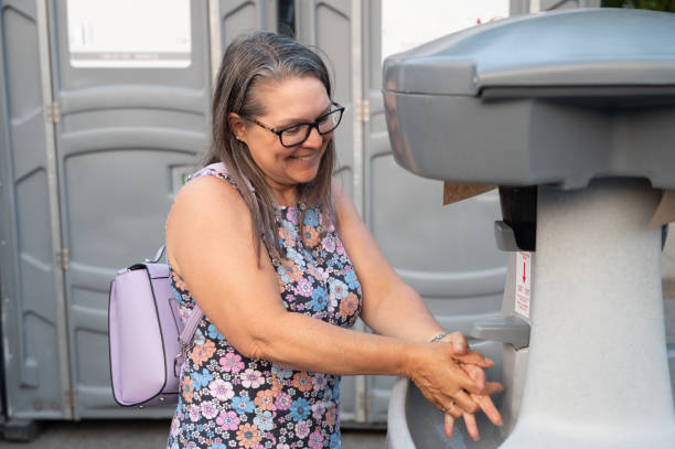 Best Portable restroom trailer rental  in Alma, MI